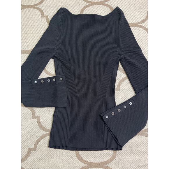 Banana Republic BR ribbed black flare button cuff sleeve sweater, size large - Picture 11 of 11